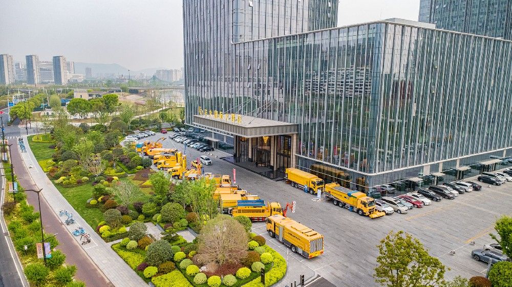 同道机械亮相第三届公路养护联盟年会，共同探讨未来养护技术