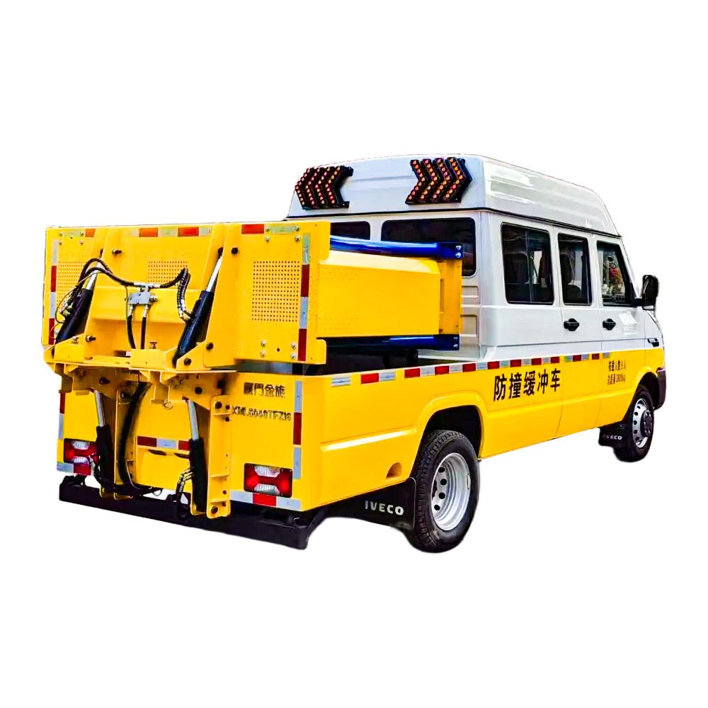 5046型依维客防撞车